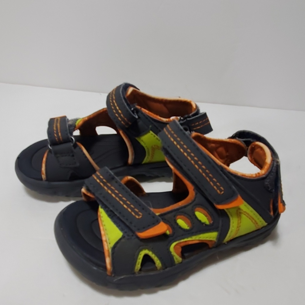 Jumping bean sandles toddler